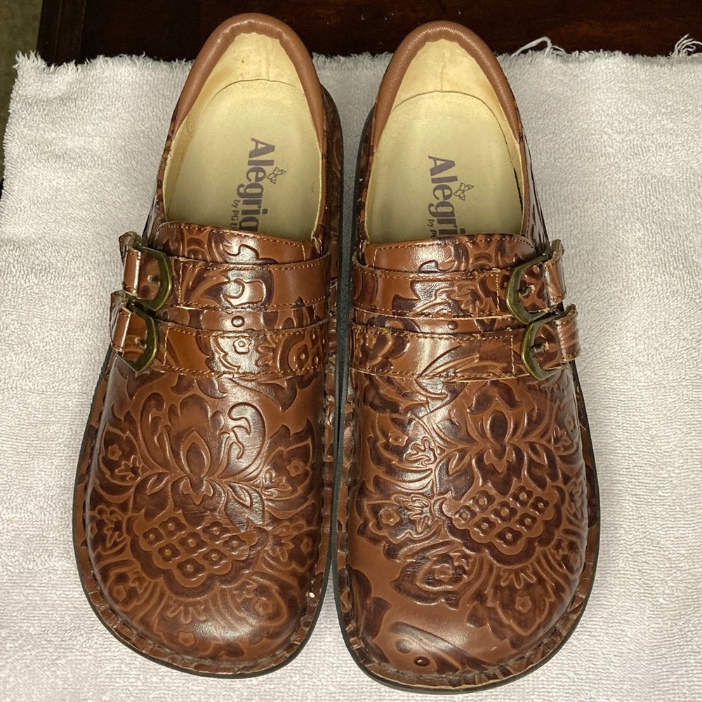 Algeria Size 40 Brown Leather